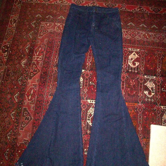 Altar’d State Flare Bell Bottom Raw Hem Jeans Dark Wash Blue Small - Picture 1 of 7